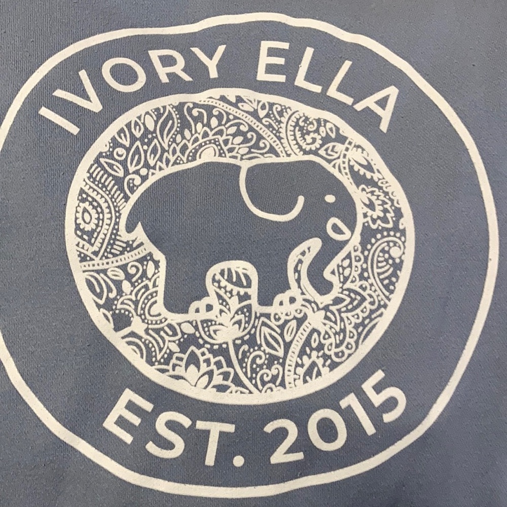 Blue ivory Ella pullover!